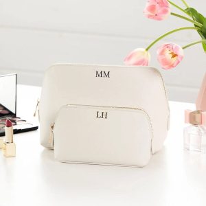 Luxe Make Up & Toilettas in Oesterwit